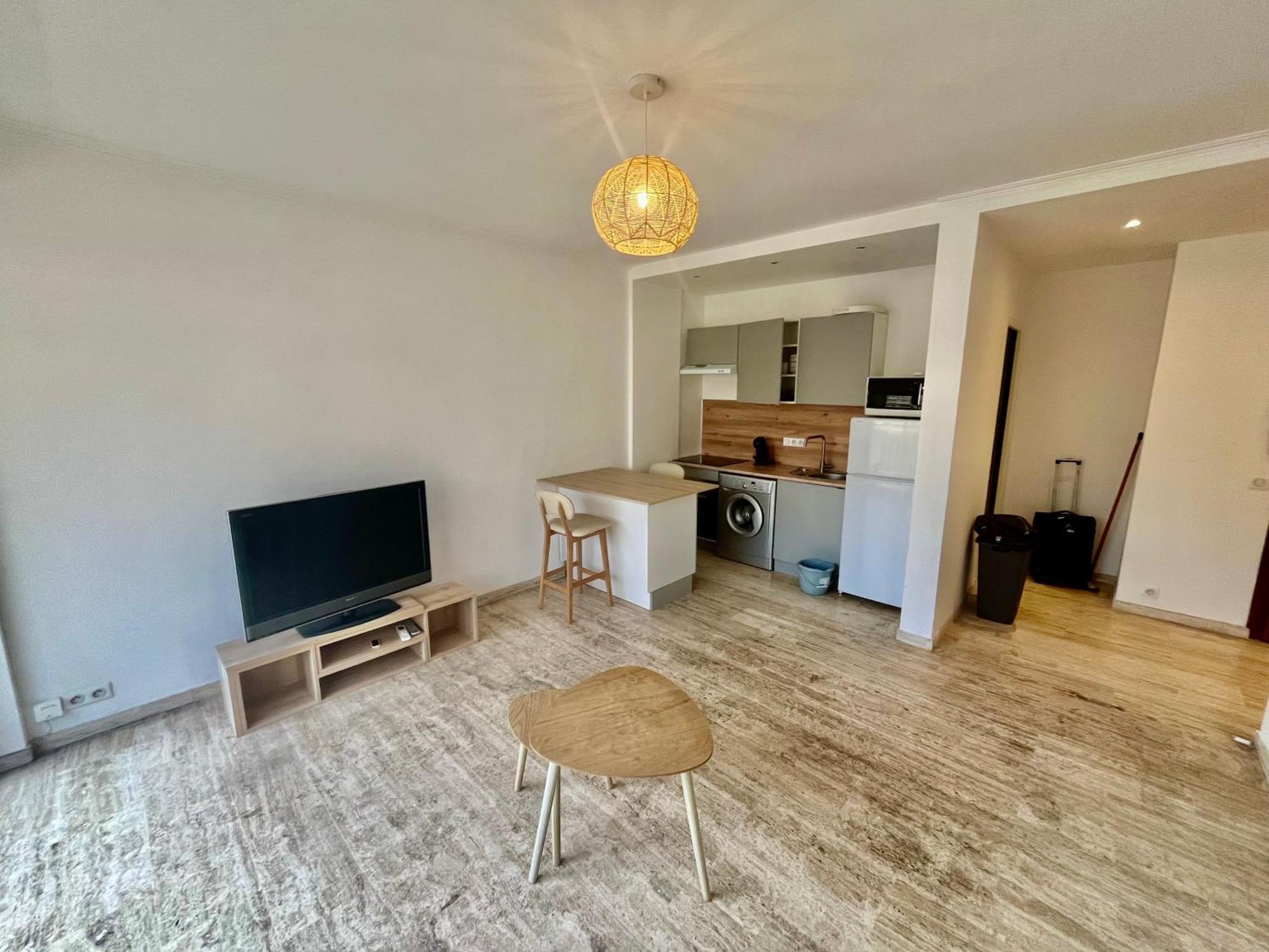Appartement Le Borrigo Pick Up Airport à Menton Extérieur photo
